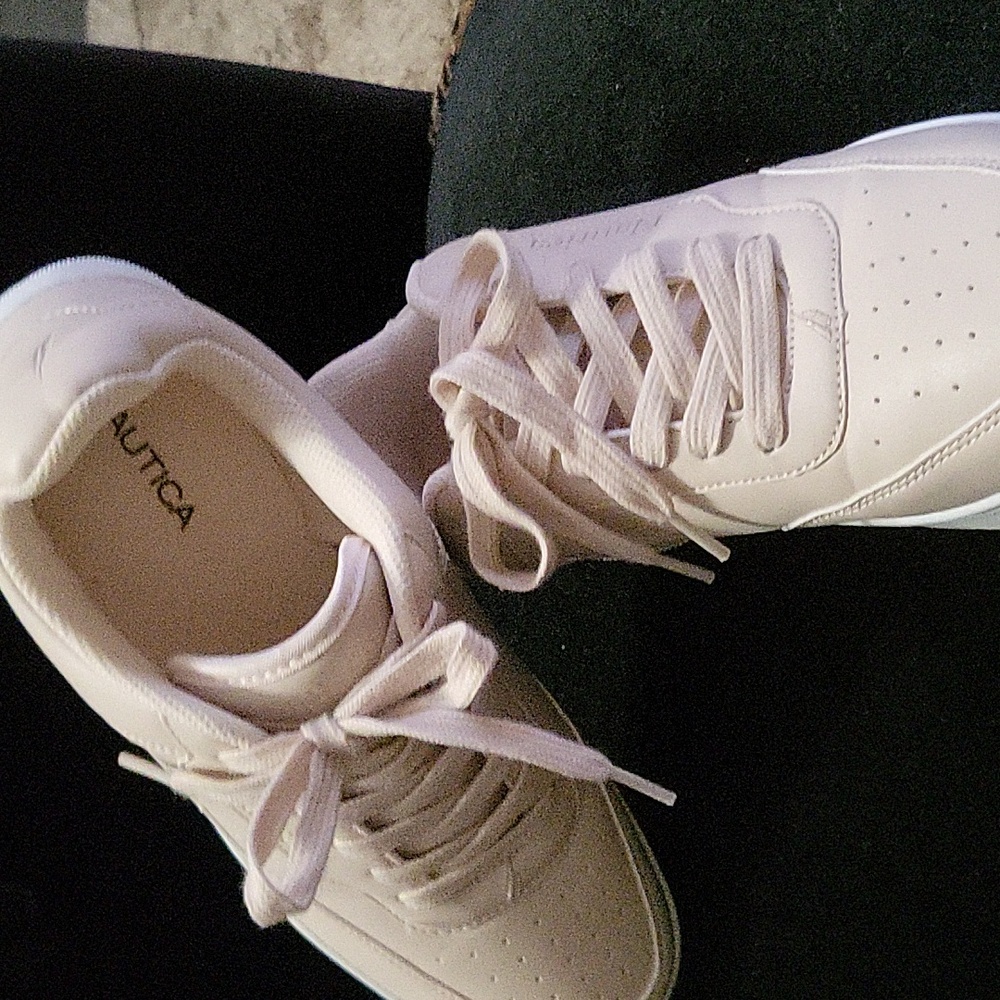 Shoes - Picture 8 of 12